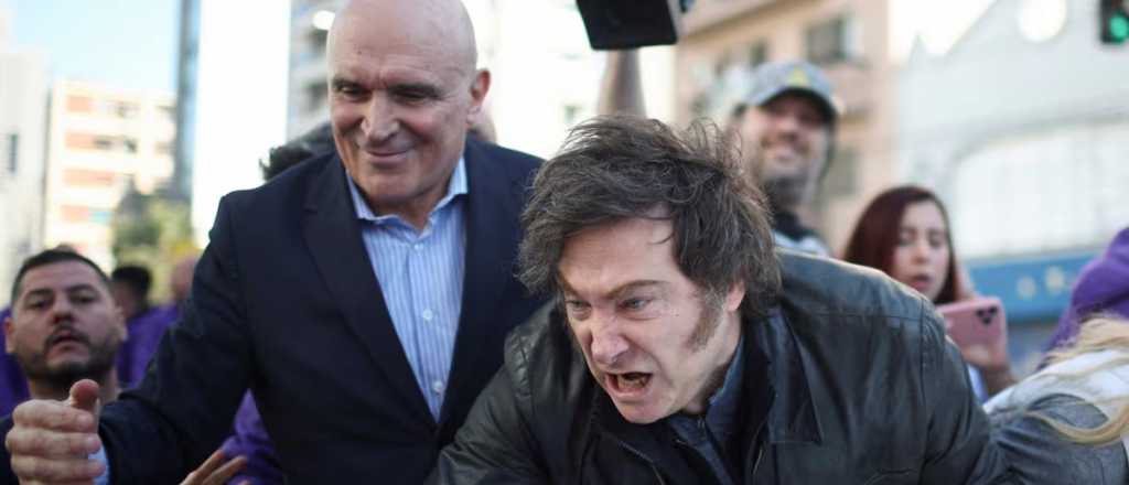 El Gobierno apuntó al kirchnerismo por los piedrazos a la caravana