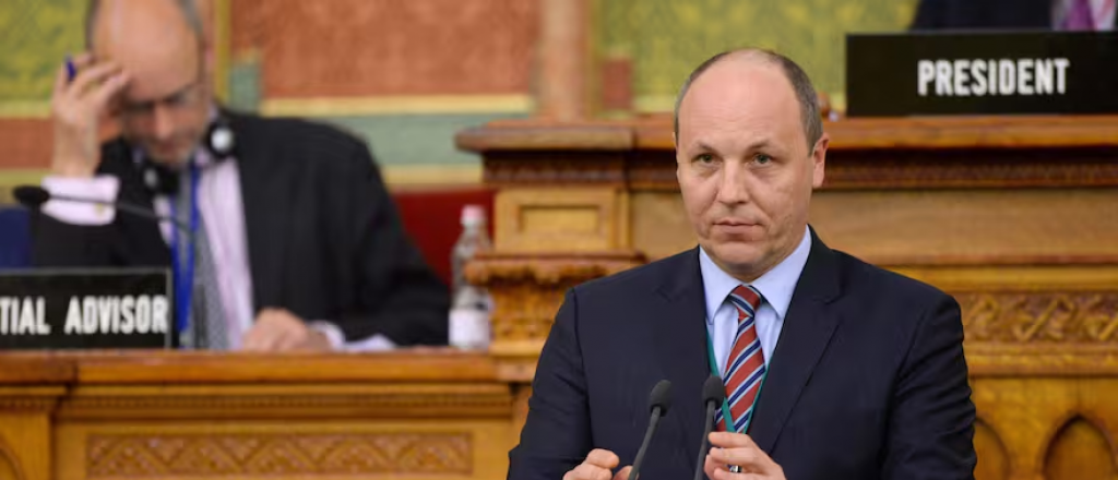 Asesinaron a tiros en plena calle al expresidente del Parlamento de Ucrania