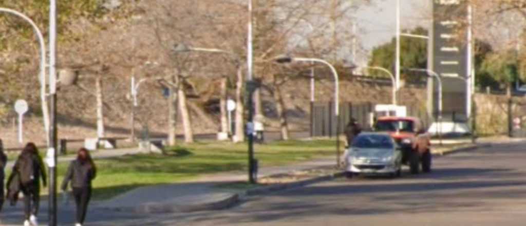 Borracho chocó a una camioneta de la Municipalidad de Maipú