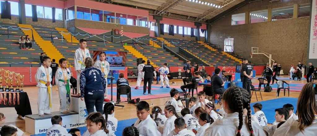 Mendoza recibe la 11ª edición de la Copa de Taekwon-Do - APTa  