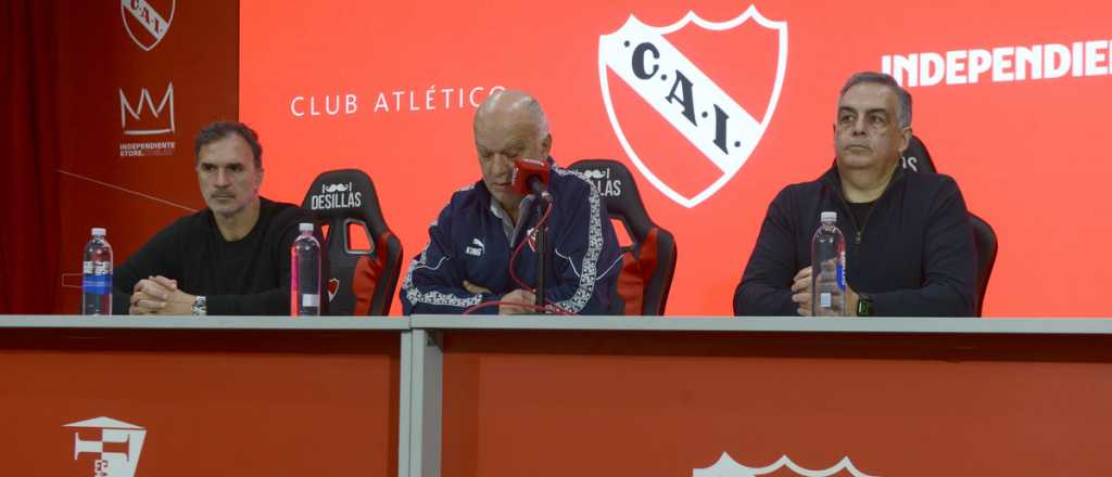 Independiente pidi&oacute; que Conmebol le devuelva trofeos y camisetas