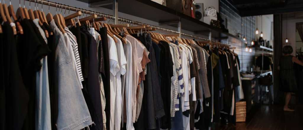 Qué dice la psicología sobre las personas que se visten siempre de negro