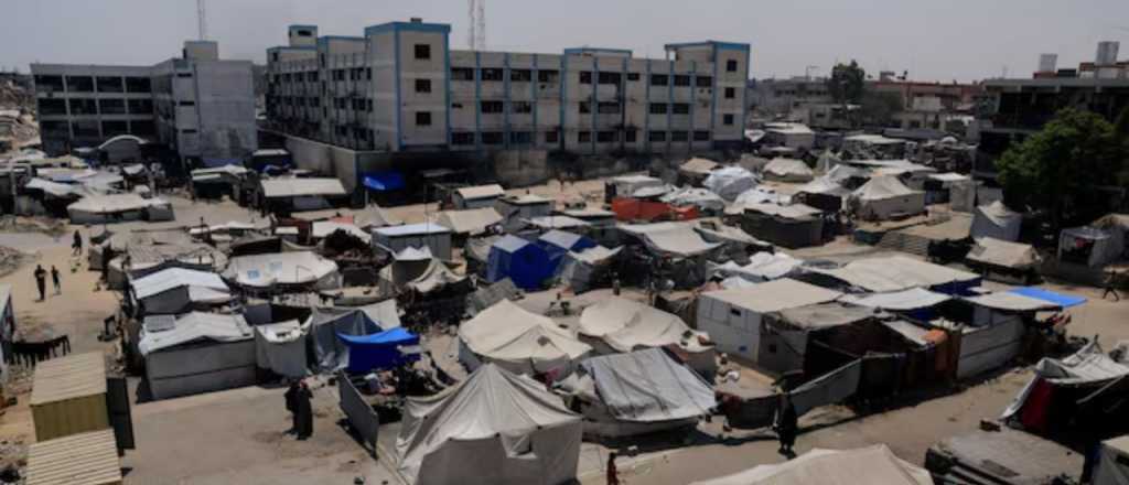 El ejército israelí insta a los residentes de Gaza a abandonarla