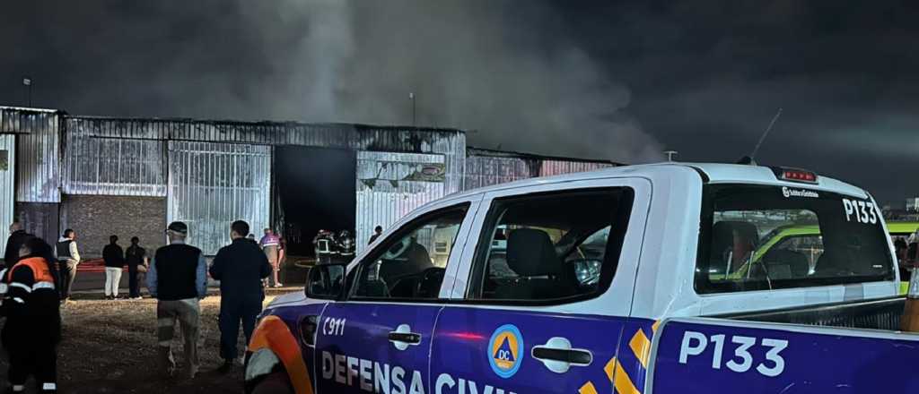 Incendio, daños y cómo sigue la Feria Guaymallén: reunión clave con la muni