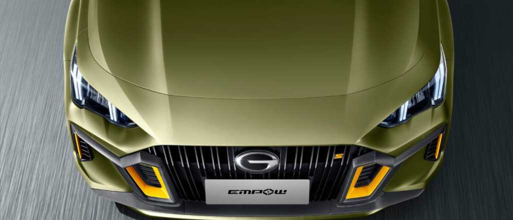 Llega a la Argentina un sedán deportivo chino que promete dar pelea