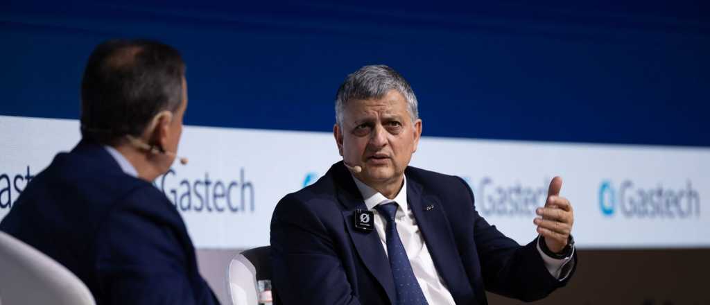 YPF negocia con dos grandes inversionistas para "Argentina LNG"