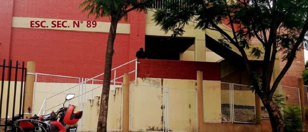 Horror en una escuela: apuñaló a su compañero con una tijera 