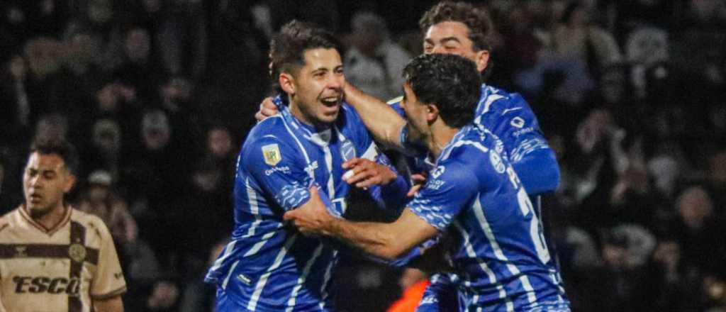 El Tomba inicia su camino en la Primera Nacional: hora y TV