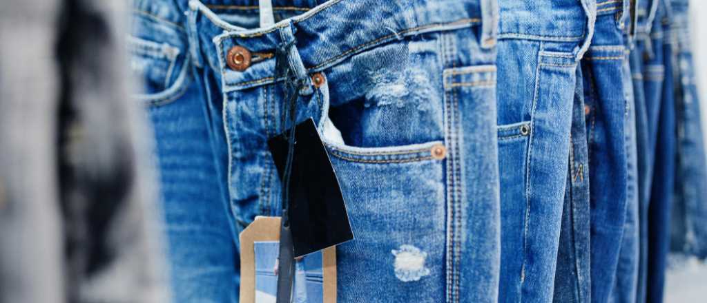 Se van los oversize: los jeans que vuelven con todo en 2026