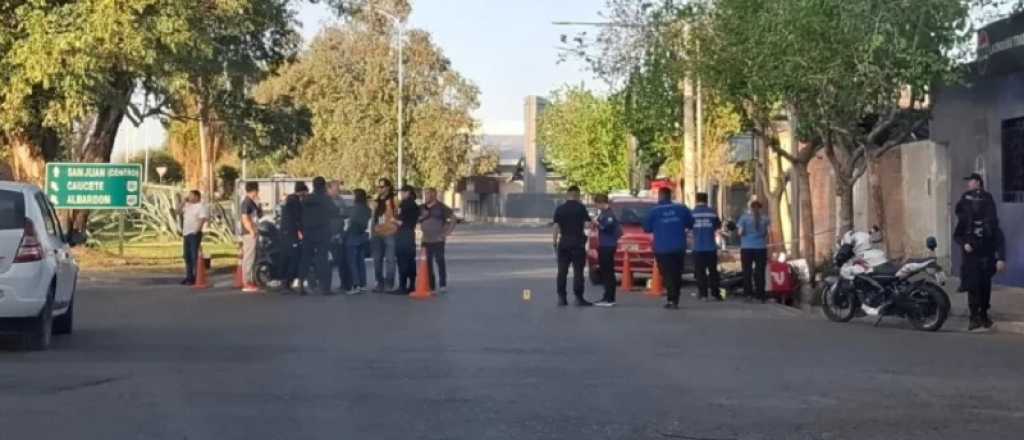 Video: un policía discutió y disparó contra un delivery en San Juan