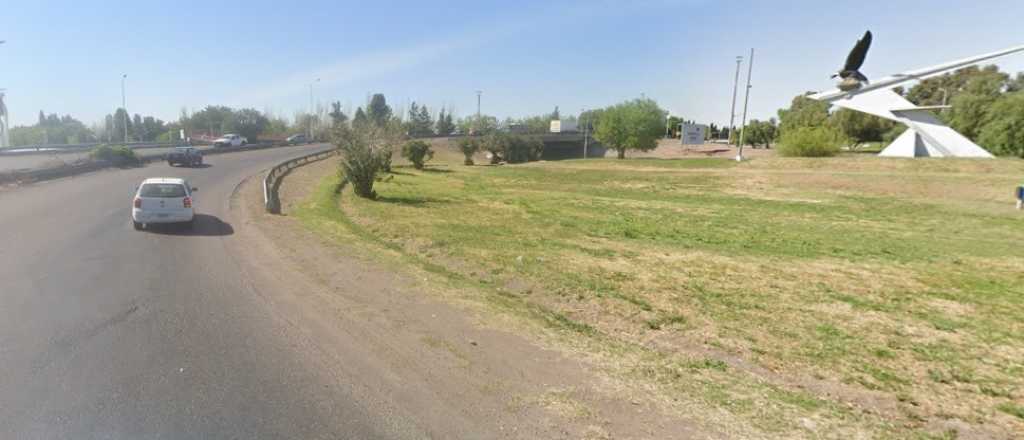 Dos heridos en un vuelco en la rotonda del Cóndor en Guaymallén