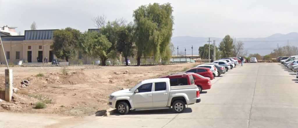 El EMOP comprará 3 camionetas por $165 millones