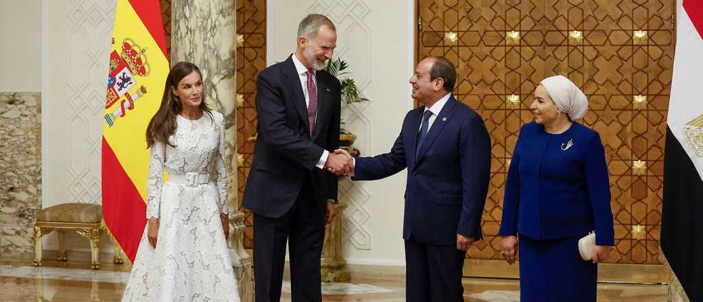 Felipe VI en Egipto dio un duro mensaje sobre Gaza y respaldó un Estado palestino