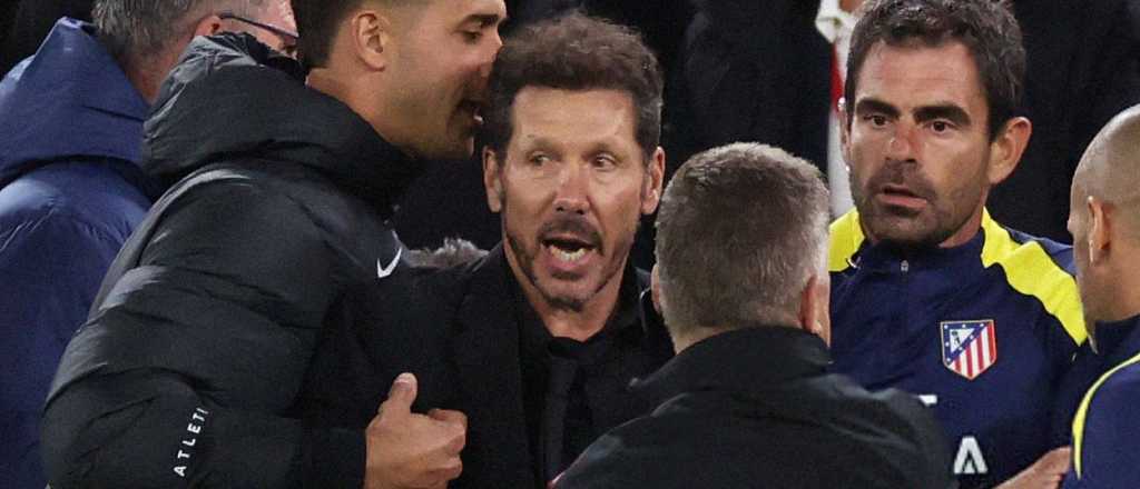 Video: Simeone explotó de furia, casi termina a las trompadas y fue expulsado