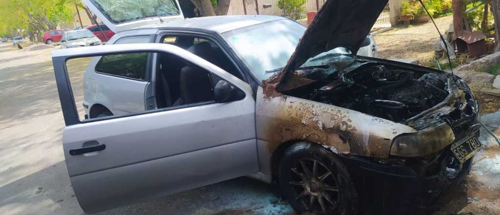 Un auto se incendi&oacute; en San Mart&iacute;n