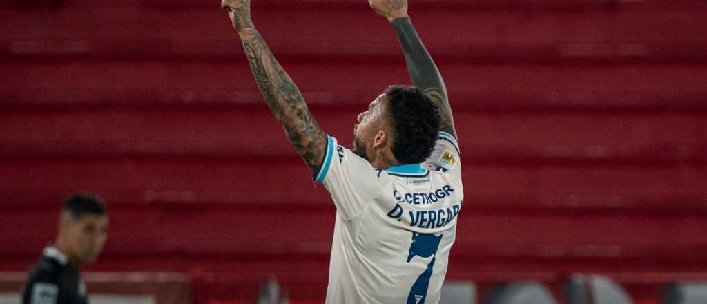 Racing logró un triunfo clave ante Huracán y se acercó a la pelea