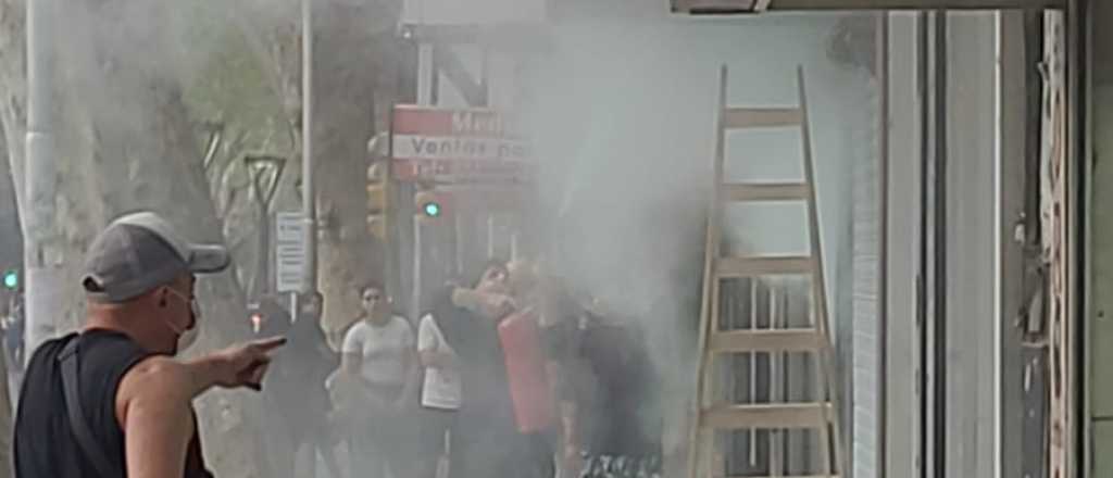 Se incendió una joyería en pleno centro