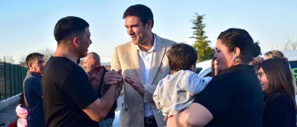 Emir Andraos inauguró el primer jardín maternal municipal