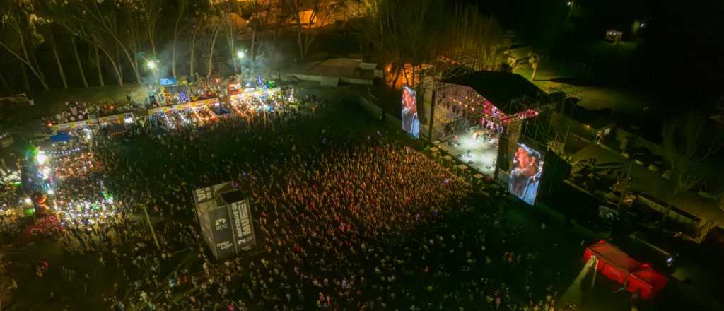 Más de 7 mil personas disfrutaron de Kapanga en la primera noche del Vivo Luján
