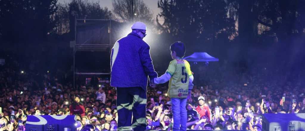 Más de 10 mil personas le mandaron cumbia con La T y la M en Tunuyán