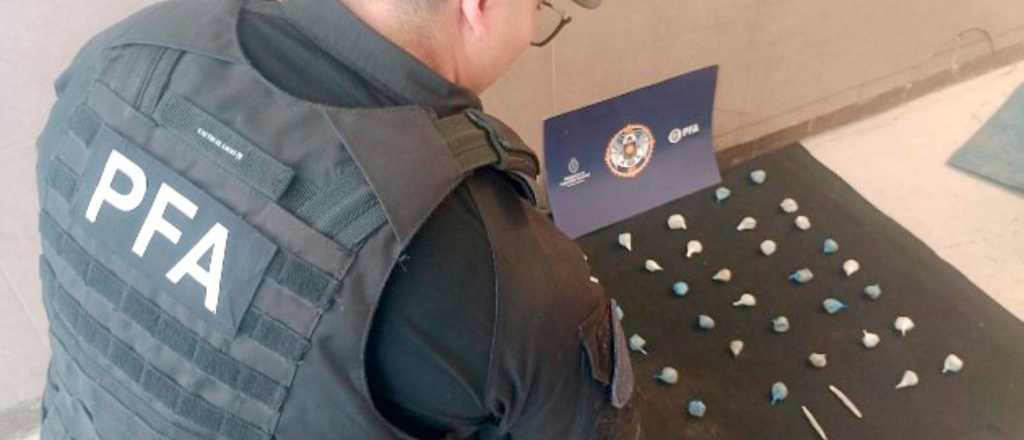 Una mujer detenida vendiendo marihuana en la terminal de San Rafael