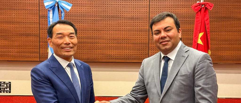 Las Heras firm&oacute; un convenio hist&oacute;rico con la ciudad china de Pingxiang