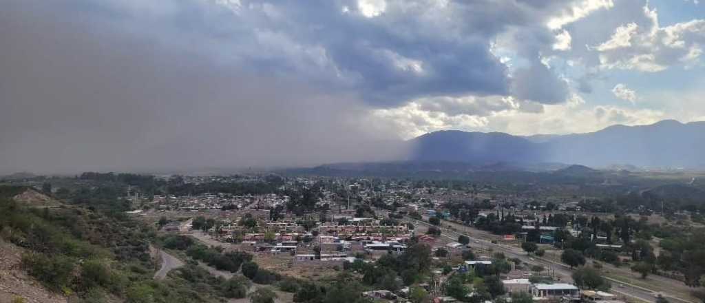 Así comenzaba a "soplar" el viento en Mendoza