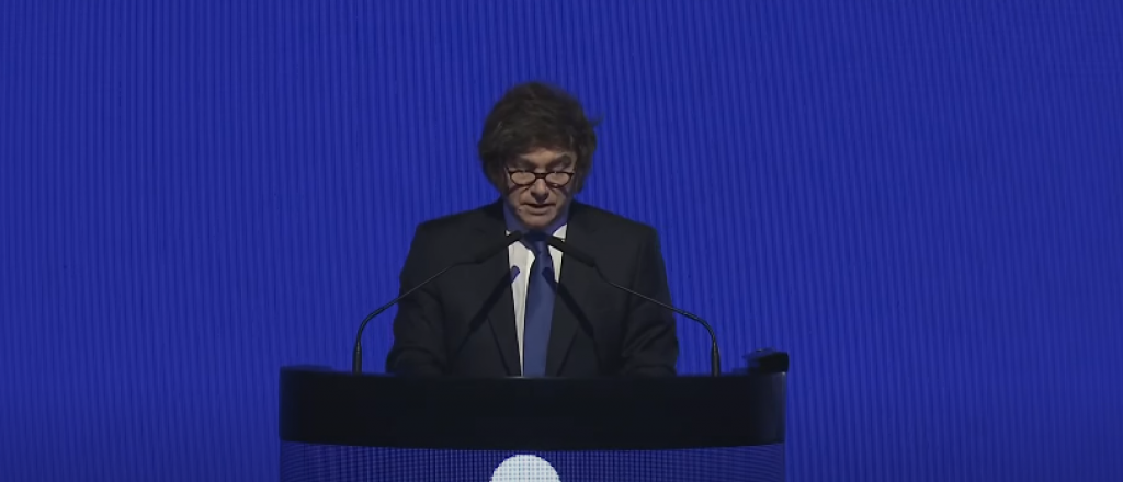 Milei defendi&oacute; su gesti&oacute;n y rechaz&oacute; devaluaciones recurrentes