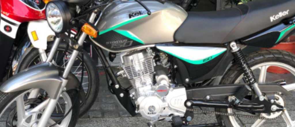 Vendían su moto robada por las redes, los citó y los detuvieron