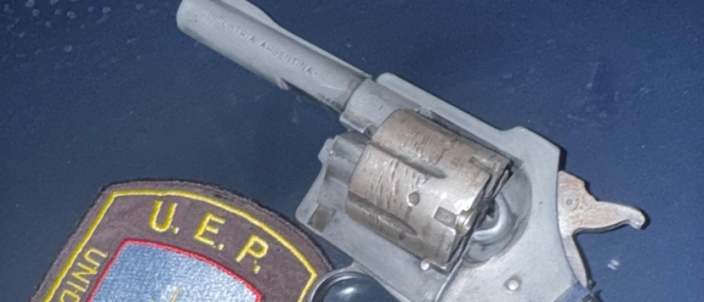 Varios jóvenes detenidos con armas en Las Heras y Godoy Cruz