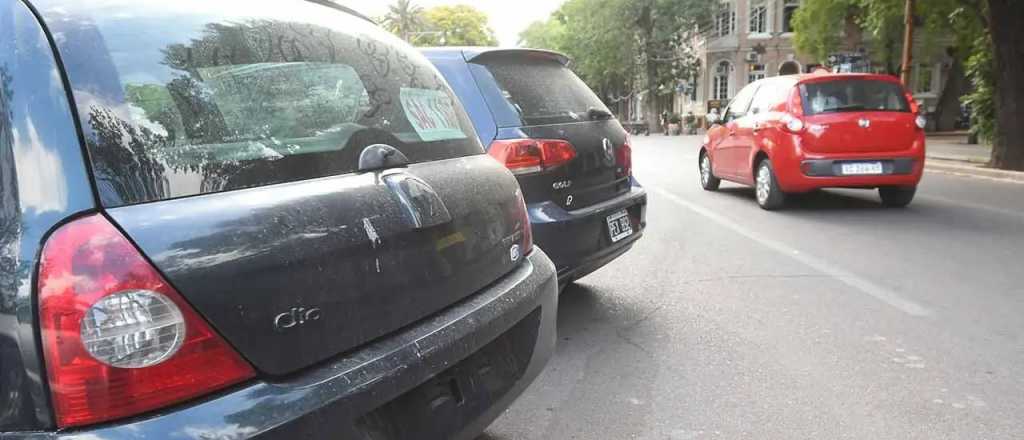 Casi 600 mil vehículos circulan sin patente en Argentina