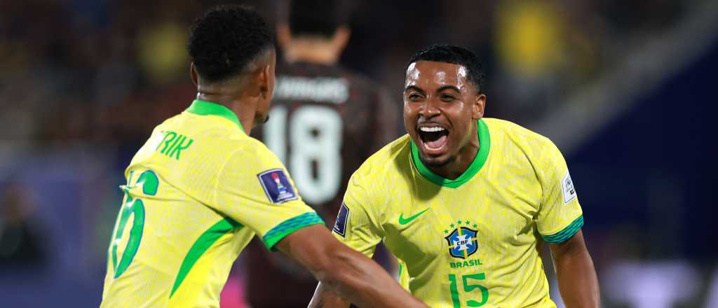 Brasil y M&eacute;xico debutaron en el Mundial igualando un partidazo