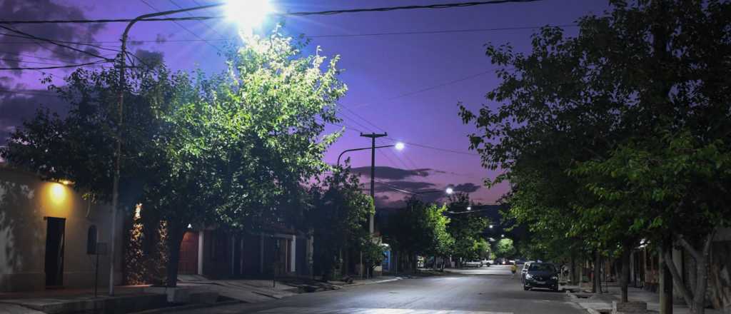 Guaymall&eacute;n actualiza los cargos del alumbrado p&uacute;blico