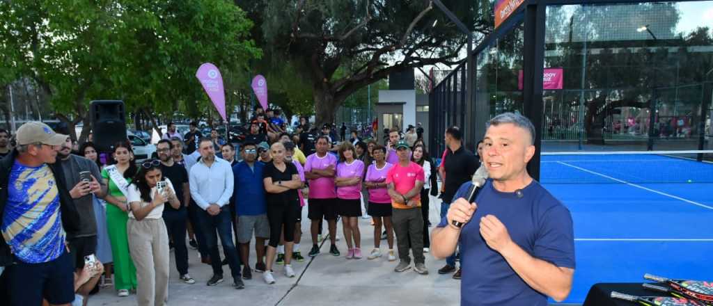 Inauguraron las canchas de pádel sociales de Godoy Cruz
