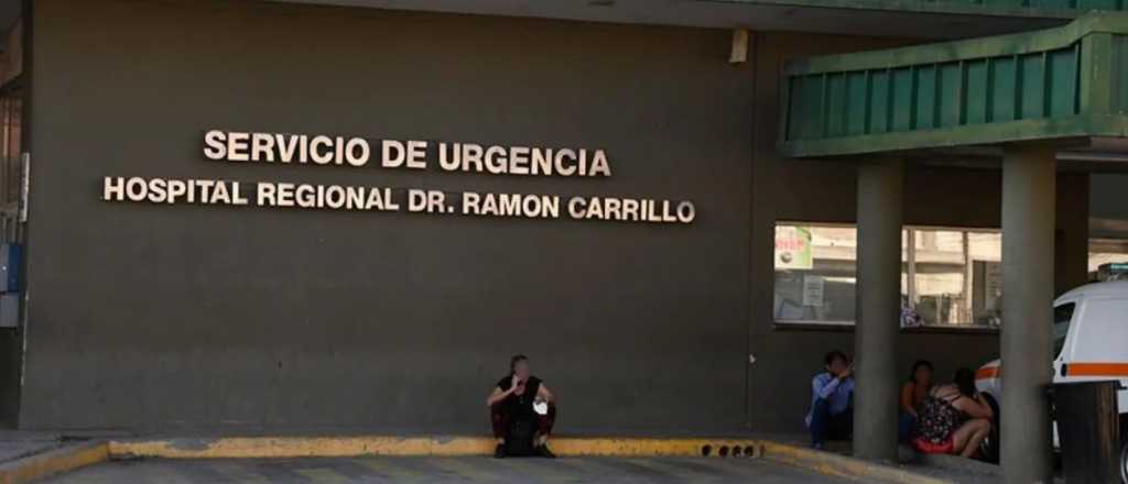 Estaba internada, encendió un cigarrillo, se prendió fuego su camilla y murió