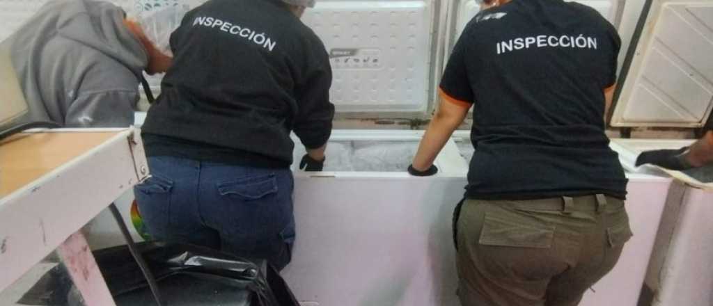 Secuestraron 800 kilos de carne en mal estado en tres lugares de Mendoza