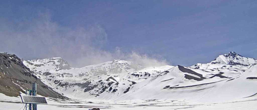 Alerta amarilla por actividad en el volcán Peteroa en Malargüe