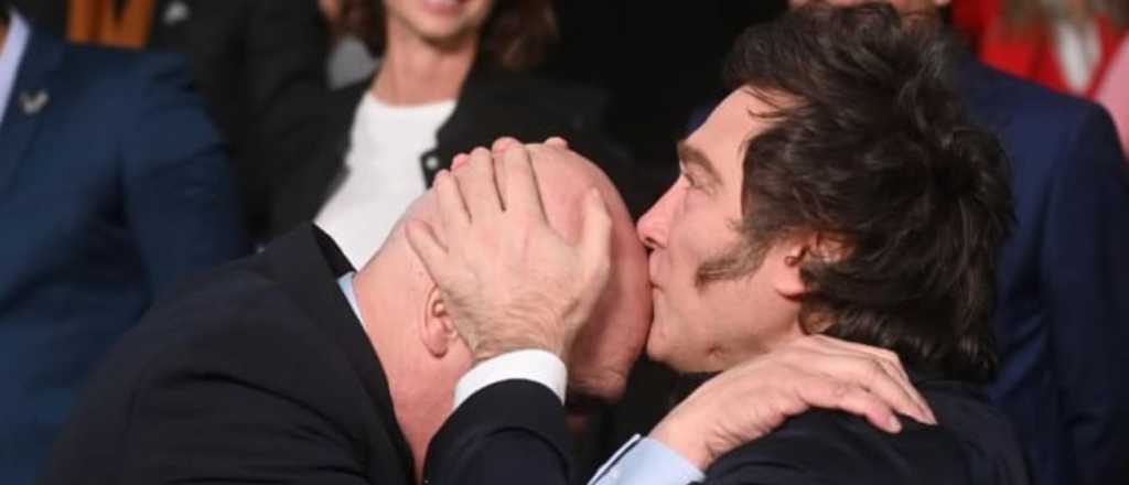 Milei apoyó la decisión de Espert: "Argentina está por encima de las personas"