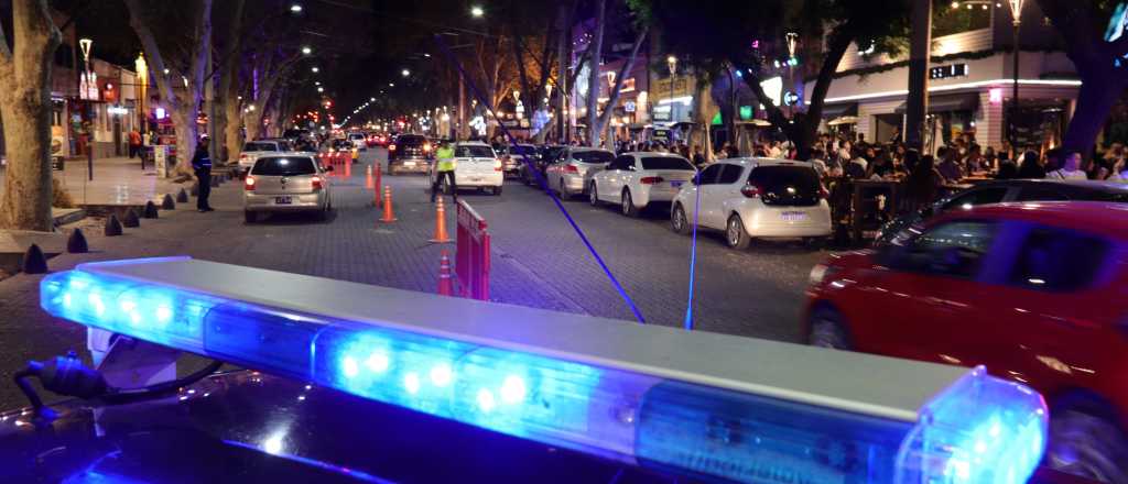 Lo amenazaron con un cuchillo para robarle el celular en la Cuarta Sección