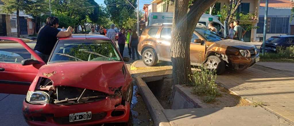 Video: el momento exacto de un fuerte choque en la Sexta Sección