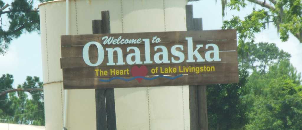 Mil aviones en un pueblo sin aeropuerto: así cayó Fred Machado