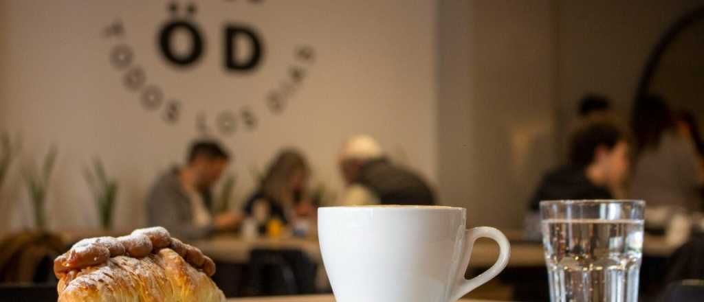 Abrió el café que antes fue una famosa sanguchería en calle Vicente Zapata