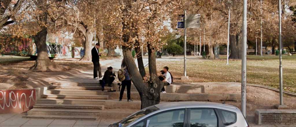 Pelea entre colegios en el Parque Cívico: un alumno del Martín Zapata grave