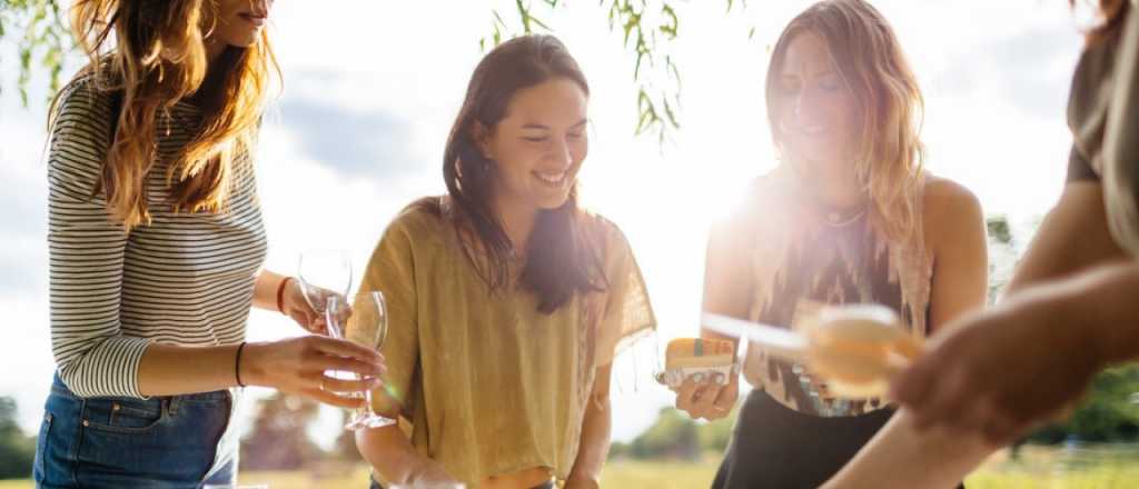 Vinos frescos y comidas ligeras: las combinaciones para días de sol