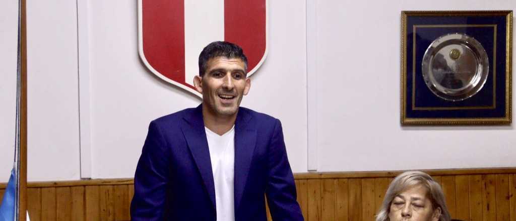 Insólito: Alvear se bajó de la Copa País a dos partidos de ser campeón