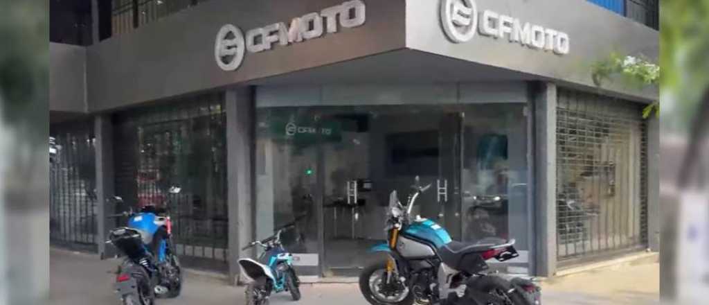 Robaron en una concesionaria de motos en Colón y 9 de Julio
