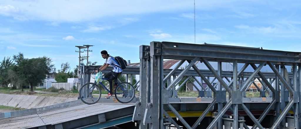 Defensa contestó por los puentes de Bahía Blanca: "Es falso que pagaron"
