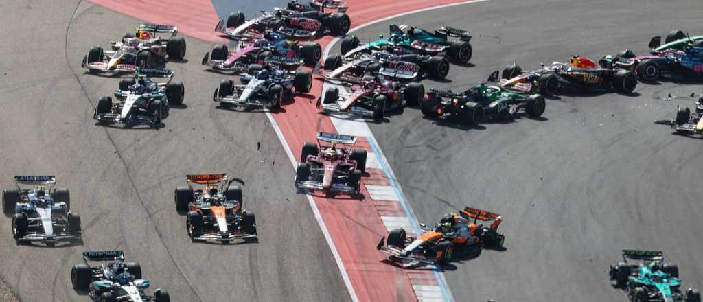 Video: caos total en la largada de la sprint en el GP de Estados Unidos