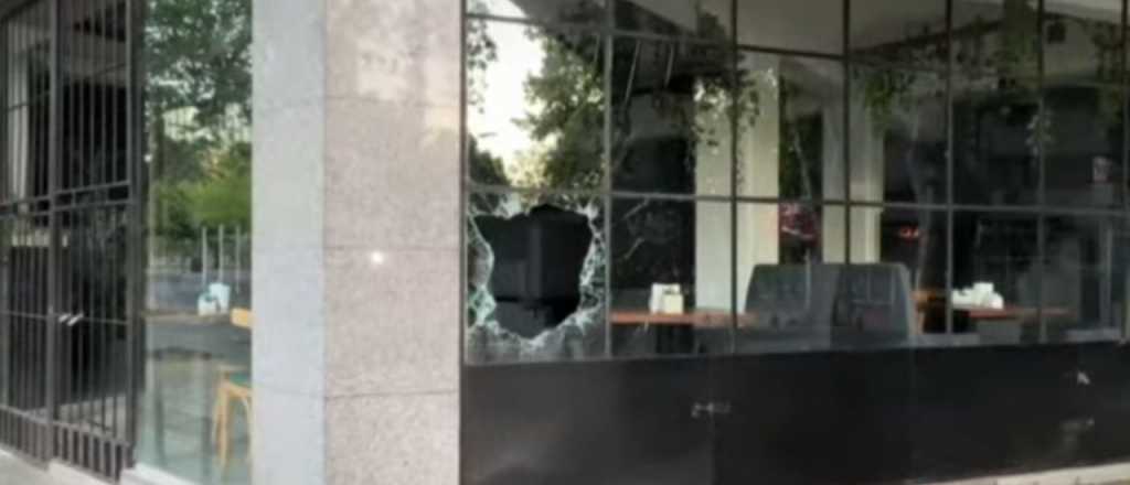 Robaron en un reconocido café en pleno Centro mendocino