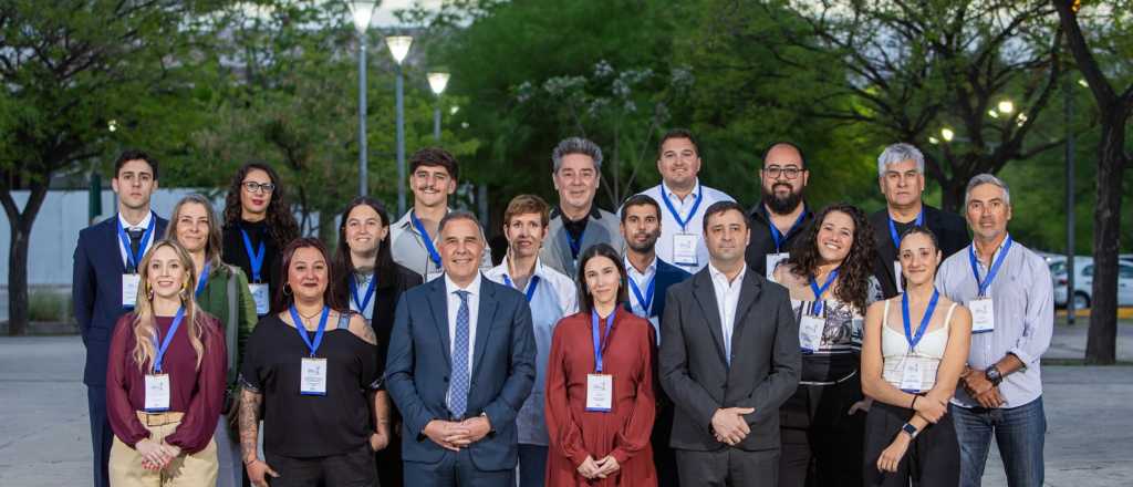 El CEM premió a sus jóvenes talentos destacados del 2025